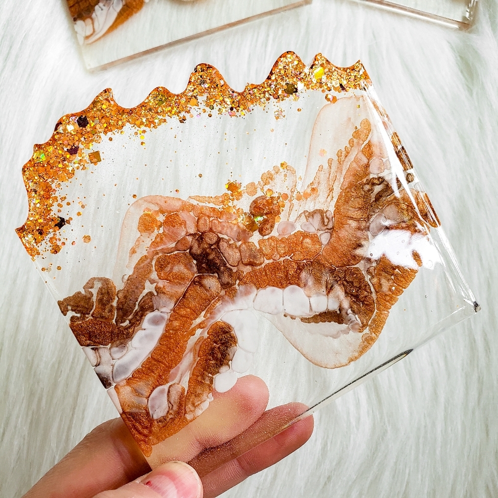 MADE TO ORDER - Resin Geode Coaster Set - Picture 5 of 11